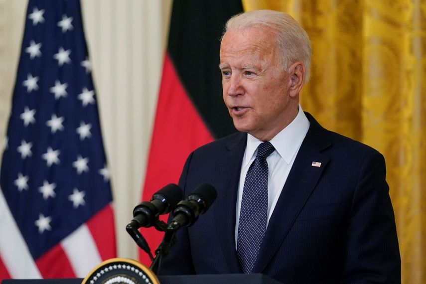 El presidente Joe Biden habla durante una conferencia de prensa en la Casa Blanca.
