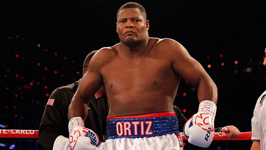 Ortiz, de 38 años, se mantiene invicto con 27 triunfos y 23 por nocáut. 
