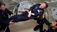 Stephen Hawking experimentó la ingravidez en un vuelo especial.