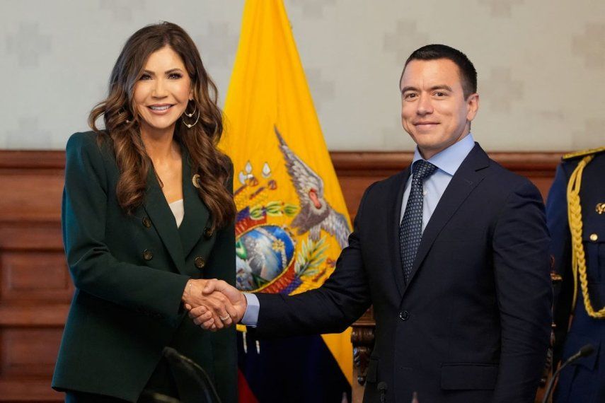 La secretaria de Seguridad Nacional de Estados Unidos, Kristi Noem, es recibida por el presidente de Ecuador, Daniel Noboa, en el Palacio Presidencial de Carondelet en Quito el 31 de julio de 2025.&nbsp;