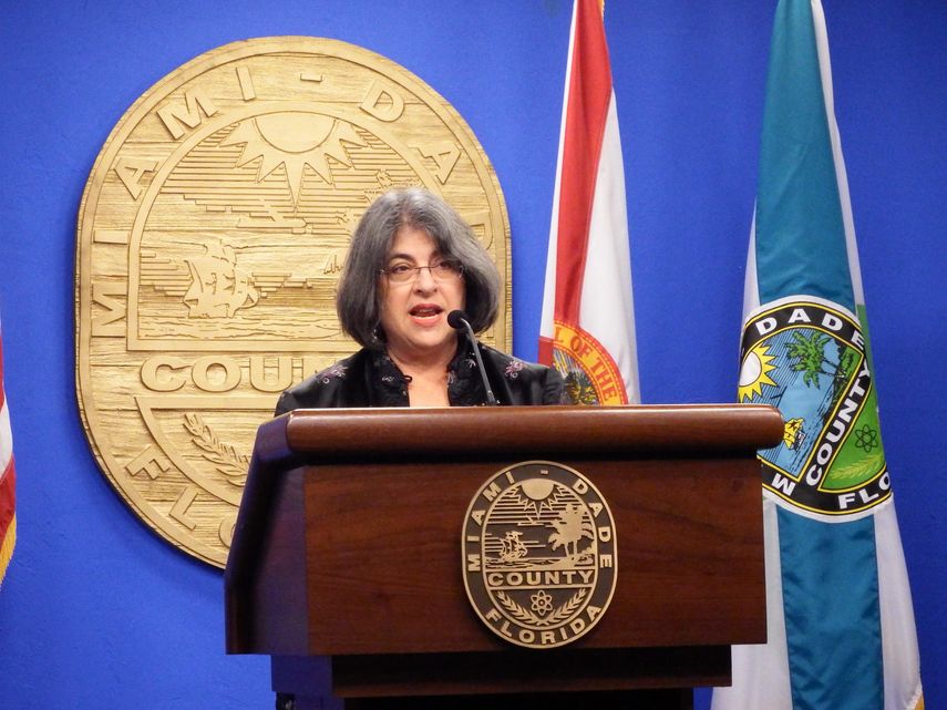 La comisionada Daniella Levine-Cava durante la presentaciòn de un reporte sobre la situación de las mujeres y niñas en el condado Miami-Dade