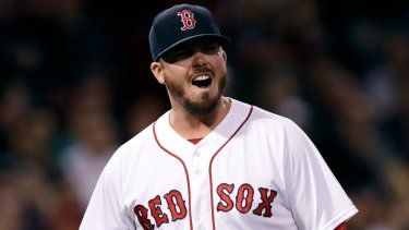 El lanzador de relevo de los Medias Rojas de Boston, Austin Maddox, reacciona durante la sexta entrada de un partido de béisbol en el Fenway Park de Boston, el jueves 28 de septiembre de 2017. El ex lanzador de los Medias Rojas de Boston, Austin Maddox, fue arrestado en Florida el mes pasado como parte de una operación sexual de menores de edad, anunciaron las autoridades el lunes 20 de mayo de 2024. Maddox fue una de las 27 personas arrestadas como parte de una operación de varias agencias a fines del mes pasado, dijo el alguacil de Jacksonville, T. K. Waters.