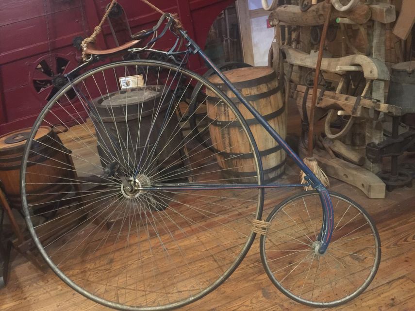 Entre otros artículos, en la Oldest Store puede encontrar una bicicleta de época. 