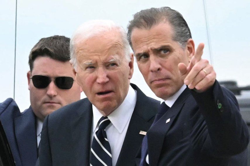 El presidente Joe Biden y su hijo Hunter Biden.