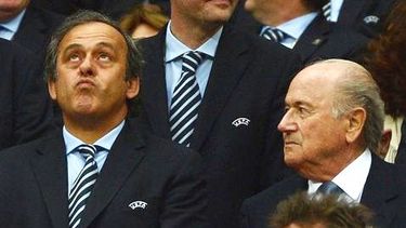 Platini y Blatter trabajaron juntos durante los últimos años. (EFE)