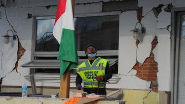 Un reporte técnico del Sismológico sobre el temblor de este martes señaló que en la región del epicentro del terremoto la Placa de Cocos subduce (se hunde) por debajo de la Placa de Norteamérica.