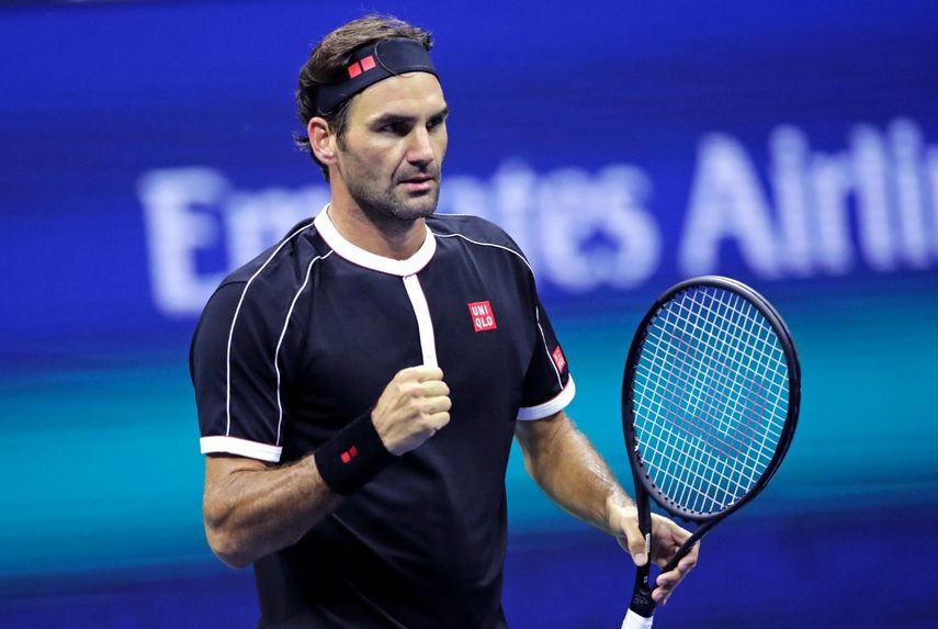 Federer, cinco veces monarca en el US Open, mejoró a una foja de 19-0 en la primera ronda de este torneo, al imponerse 4-6, 6-1, 6-2, 6-4 sobre Sumit Nagal, en el último duelo de la jornada.