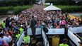 Venezolanos huyen de su país por la frontera con Colombia. Venezolanos huyen de su país por la frontera con Colombia.