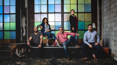 La expansión inmobiliaria que vive Miami y sus consecuencias en barrios como La Pequeña Habana son el eje de Gentefrikation, una obra teatral que se estrena este viernes