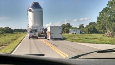 La cápsula Orion salió de su hangar de montaje este jueves. Foto: @snoozingdogs