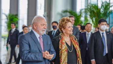 El presidente de Brasil, Lula da Silva, asiste a la toma de posesión de Dilma Rousseff como nueva presidenta del banco del grupo Brics&nbsp;