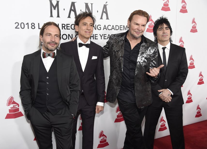 Sergio Vallín, de izquierda a derecha, Juan Calleros, Fher Olvera y Alex Gonzalez, de Maná, llegan a la ceremonia para la Persona del Año de la Academia Latina de la Grabación en honor a Maná en el Mandalay Bay Events Center el 14 de noviembre de 2018.&nbsp;