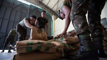 El Gobierno informó que cerca de 200 toneladas de alimentos básicos, como arroz, judías, café, leche en polvo, azúcar, sal,&nbsp;