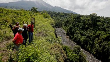 El pasado 3 de junio, el volcán de Fuego registró una de las erupciones más fuertes de su historia dejando 138 muertos, 284 desaparecidos y casi 2 millones de personas afectadas, además de cuantiosos daños materiales