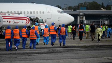 Familias guatemaltecas deportadas de Estados Unidos por ingresar al país ilegalmente.