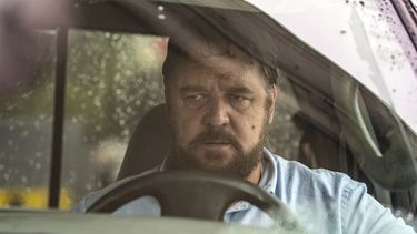 Esta imagen publicada por Solstice Studios e Ingenious Media muestra a Russell Crowe en una escena de Unhinged.&nbsp;
