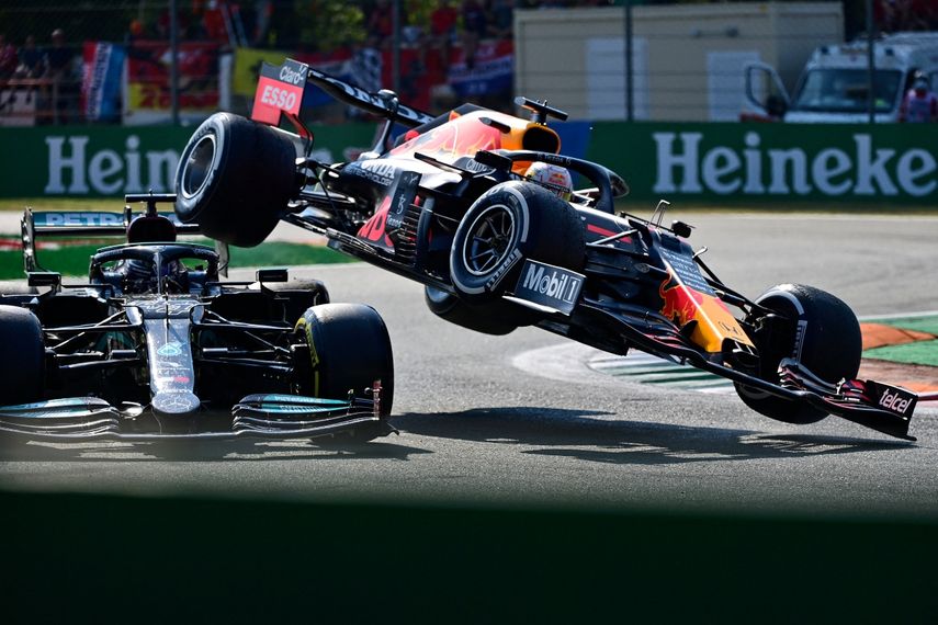 Es la tercera colisión entre Lewis Hamilton y Max Verstappen que sucede en el campeonato