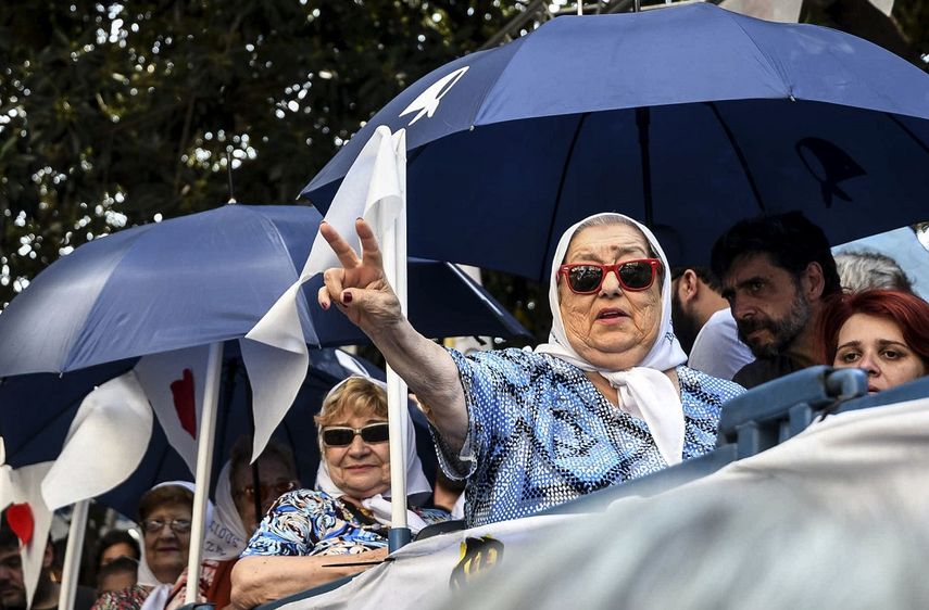 El papa Francisco envió un mensaje grabado&nbsp;para celebrar el 41 aniversario de la primera actividad que realizaron&nbsp;las Madres de Plaza de Mayo argentinas.