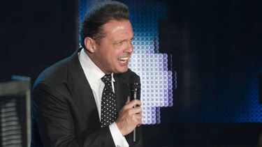 Este incidente trae a la memoria los muy sonados abandonos de conciertos que el cantante protagonizó a finales de 2015.