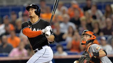 Stanton ha disparado 27 cuadrangulares en 74 partidos. (ARCHIVO)