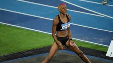 La venezolana Yulimar Rojas compite en el salto triple de los Juegos Centroamericanos y del Caribe, el miércoles 5 de julio de 2023, en San Salvador. La campeona olímpica en Tokio, busca repetir la presea dorada ahora en París