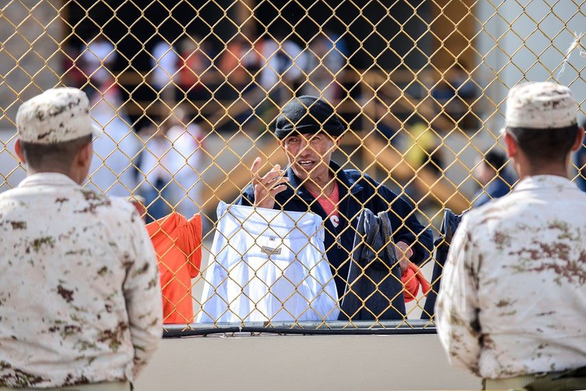 Arturo Garino, alcalde de la ciudad limítrofe de Nogales,&nbsp;teme que esta acción dañe el comercio con México, el socio comercial más importante para los estados fronterizos.&nbsp;