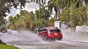 Partes de Indian Creeck Drive inundadas en 2018.