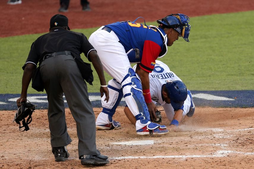 Pérez recibió un golpe el pasado sábado en el noveno episodio ante la selección italiana.