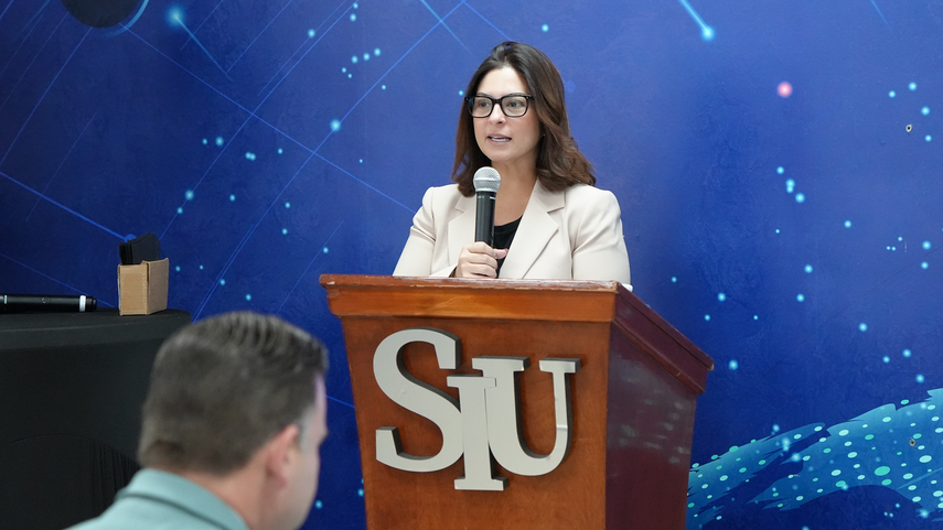 La alcaldesa de Doral, Christi Fraga.