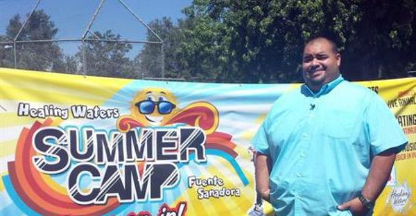 Joseíto Velázquez, pastor general de la Iglesia Fuente Sanadora, en Denver, y coordinador de 18 lugares de comidas gratis en Colorado (Foto: EFE)