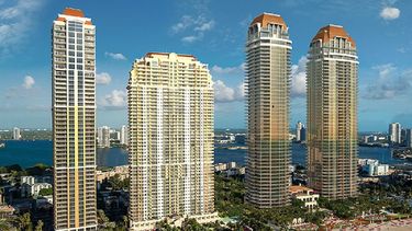 Sunny Isles se encuentra al norte de Miami.&nbsp;