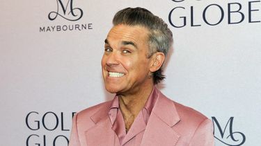 El cantante británico Robbie Williams asiste&nbsp; en 2024 a la celebración de los Golden Globe en honor a los nominados por primera vez.&nbsp;