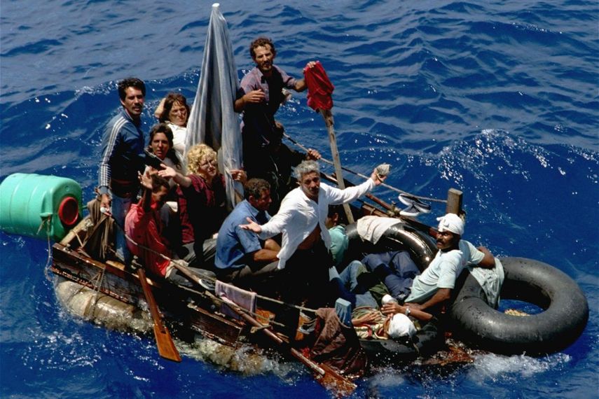 Los cubanos cogen barcas hasta La Miel, una playa del caribe panameño del pueblo Puerto Obaldía. (CORTESÍA)