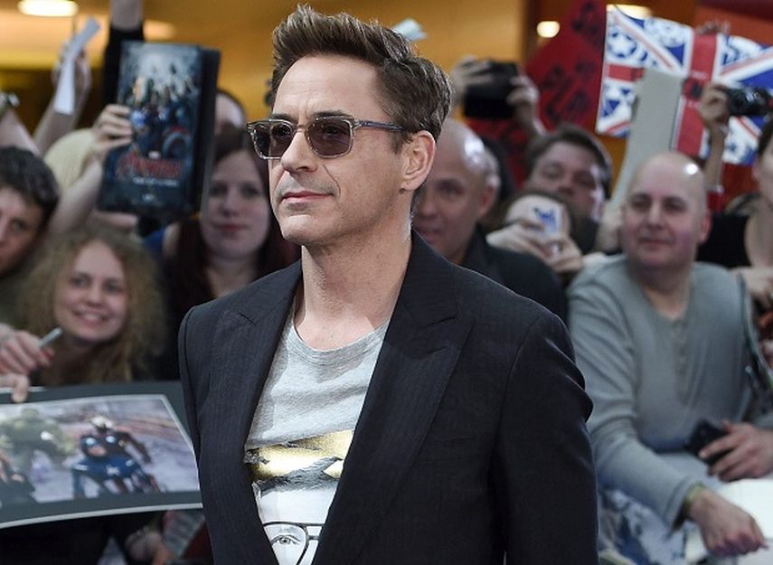 El actor estadounidense Robert Downey Jr. llega al prestreno en Londres de Avengers: Age of Ultron. (EFE). 