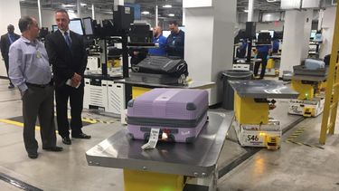 El Aeropuerto Internacional de Miami estrena un nuevo sistema de manejo de equipaje. 