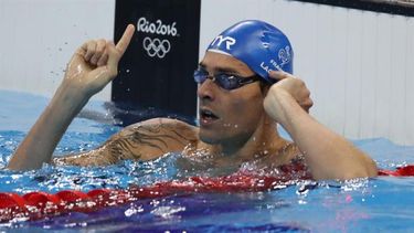 el frances lacourt acusa de dopaje al chino sun yang