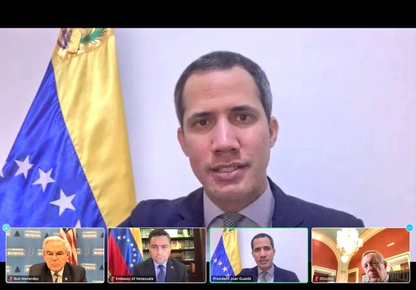 opositor Guaidó y senadores de EEUU