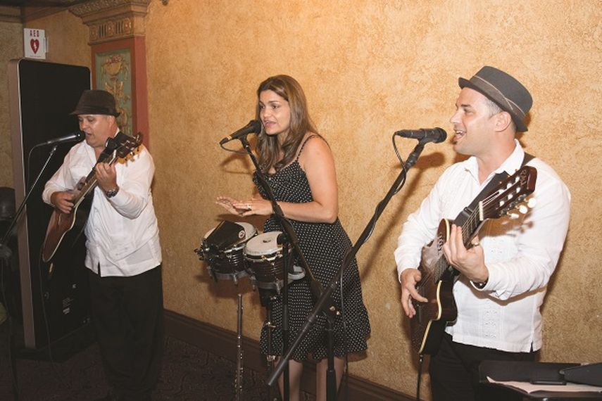 La música cubana estuvo presente en el evento. (ANDRÉS DE VARONA)
