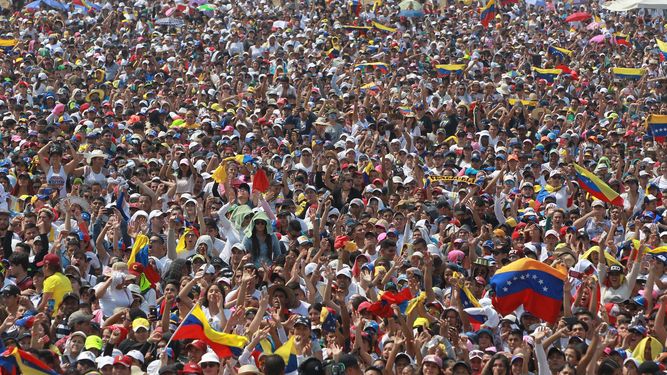 Según detallaron, 370.000 personas asistieron al concierto que se realizó en el lado colombiano del puente internacional Tienditas, una moderna infraestructura sin estrenar que une al país con Venezuela
