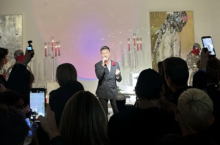 Virginio durante su más reciente presentación en Miami.