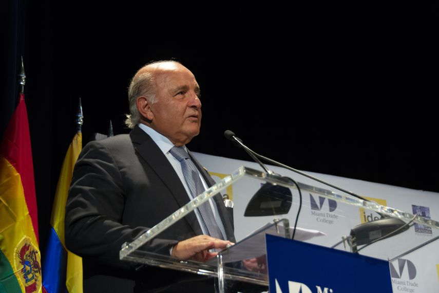 El presidente del Grupo Mezerhane y editor de DIARIO LAS AM&Eacute;RICAS, Nelson J. Mezerhane G.