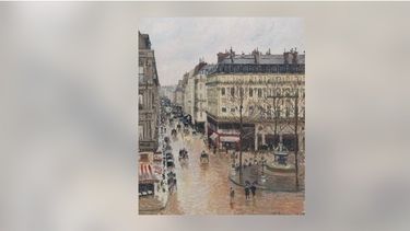 La obra Rue St. Honoré en la tarde, de Pissarro. En el Museo Nacional Thyssen-Bornemisza esperan que siga expuesto.