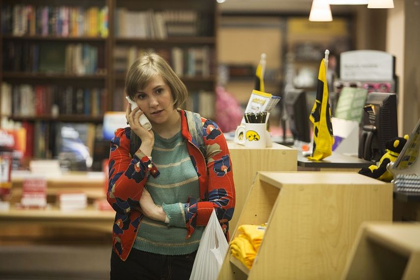 La actriz Lena Dunham interpreta a Hanna en una escena de Girls. (AP)