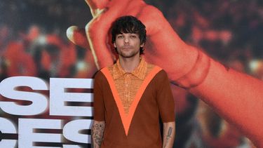 Louis Tomlinson asiste al estreno en Los Ángeles de All Of Those Voices en el Anfiteatro Ford el 13 de mayo de 2023, en Los Ángeles, California.