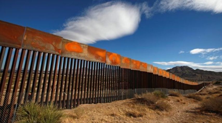 Los demócratas han amenazado con oponerse a cualquier partida que el Congreso pretenda aprobar para la construcción del muro que Trump quiere levantar en la frontera con México.