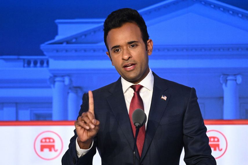 El empresario Vivek Ramaswamy habla durante el segundo debate de las primarias presidenciales republicanas en la Biblioteca Presidencial Ronald Reagan en Simi Valley, California, el 27 de septiembre de 2023. &nbsp;