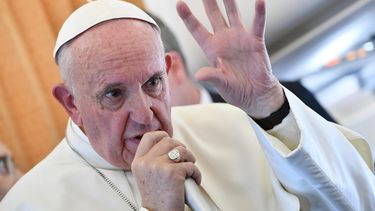 El papa Francisco ha hablado en numerosas ocasiones de la situación que atraviesa Venezuela, ha pedido evitar más violencia durante las manifestaciones y soluciones negociadas a la crisis.
