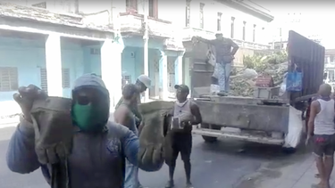 Trabajadores de Cuba expresan sus molestias ante las precarias condiciones en las que realizan sus labores en&nbsp;La Habana.