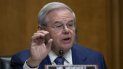 El senador Bob Menendez habla durante una audiencia ante la Comisión de Relaciones Exteriores del Senado sobre el futuro de la política de Estados Unidos hacia Rusia el martes 3 de diciembre de 2019 en el Capitolio, Washington. El senador Bob Menendez habla durante una audiencia ante la Comisión de Relaciones Exteriores del Senado sobre el futuro de la política de Estados Unidos hacia Rusia el martes 3 de diciembre de 2019 en el Capitolio, Washington.