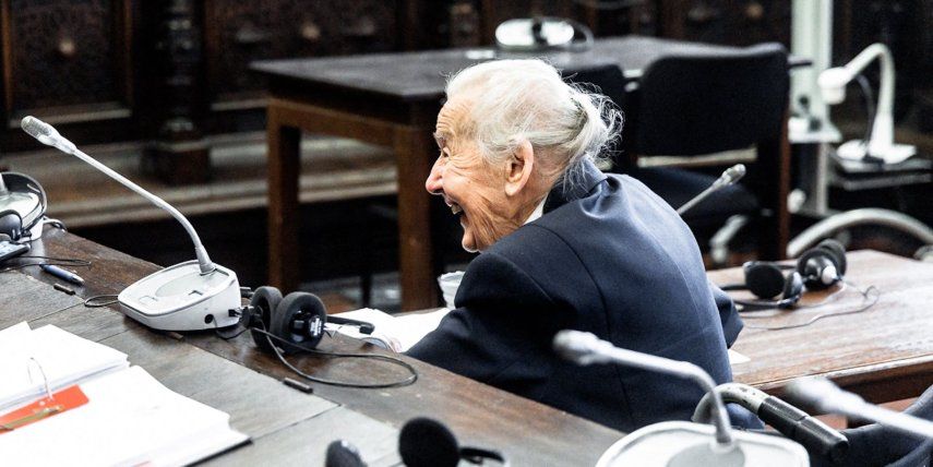 &nbsp;, de 95 años, espera el inicio de su procedimiento de apelación ante el tribunal de distrito de Hamburgo, norte de Alemania, el 7 de junio de 2024. Haverbeck fue condenada por el tribunal de distrito en 2015 a diez meses de prisión sin libertad condicional, pero presentó un recurso de apelación. La fiscalía acusa a la mujer de incitación al odio en dos casos.&nbsp;